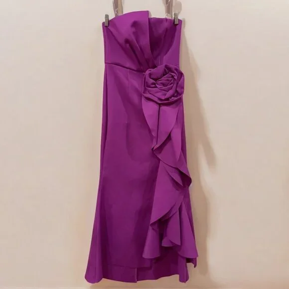 NWT Elliatt Gavotte Full Length Strapless Gown